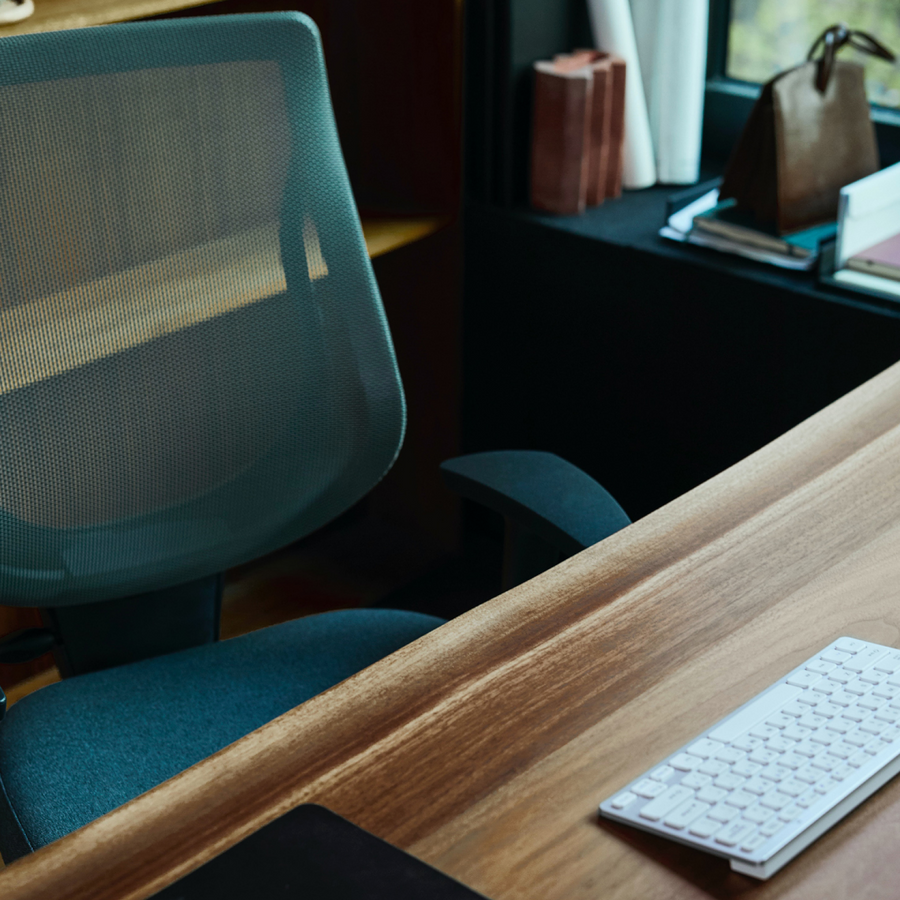 How to set up your computer chair Furniture For Backs